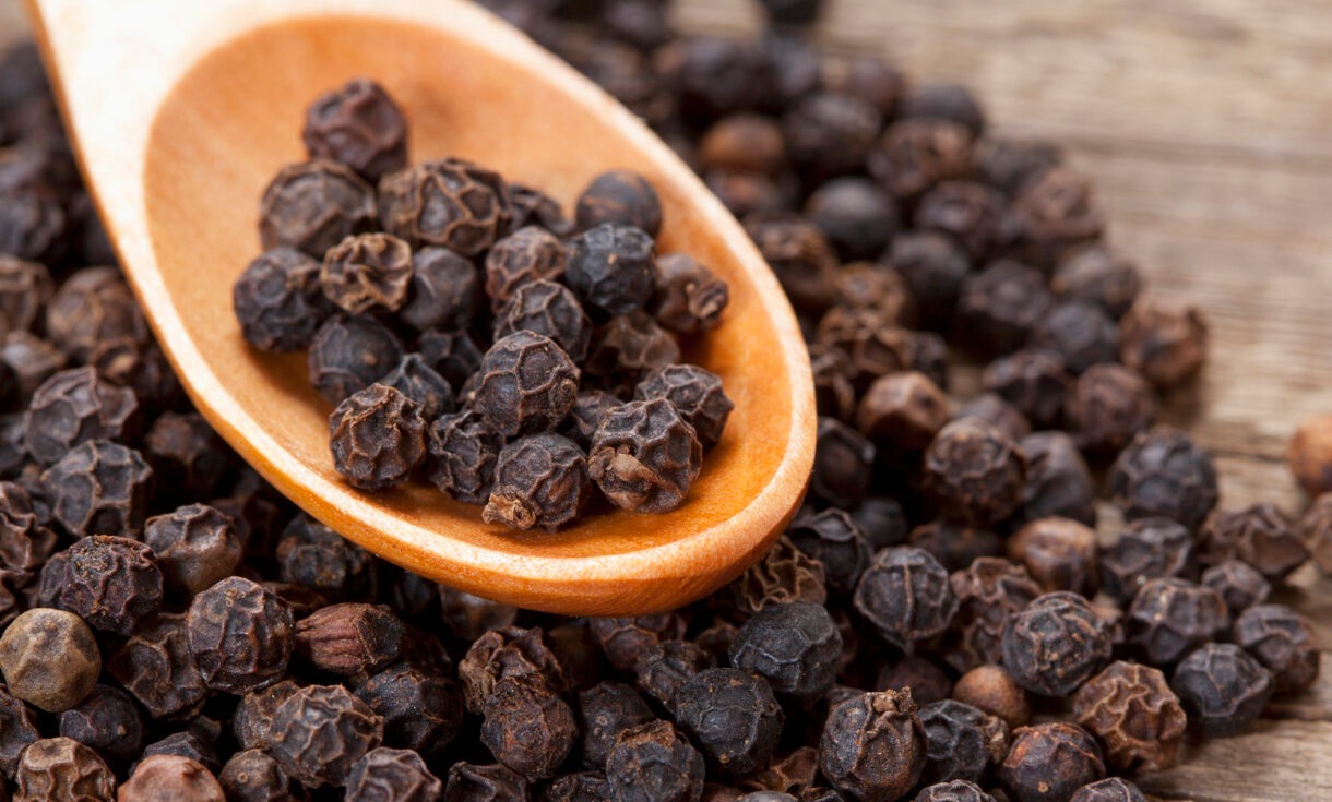 BUY Black pepper