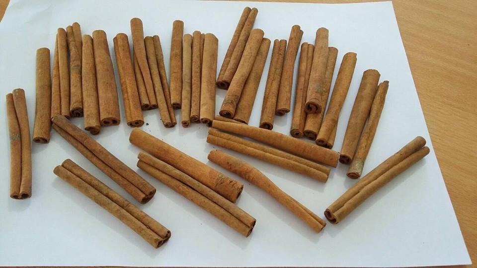 Cinnamon sticks